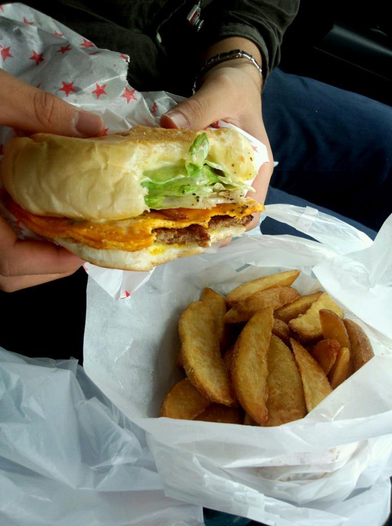 Kayaバーガーショップ