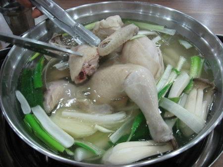 韓国料理【オモニの手　ベンケイ】四日市