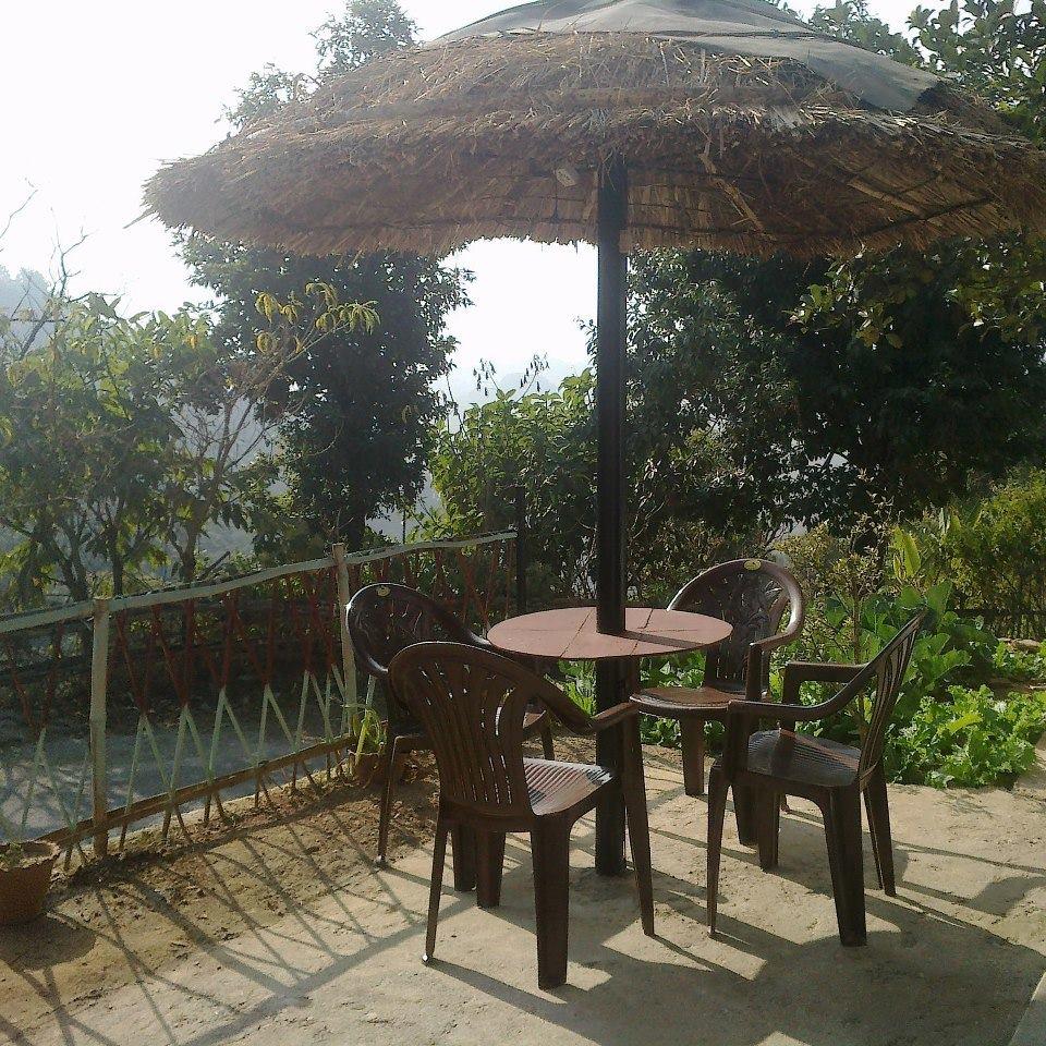 7 Lake's City Guest House & Restaurant