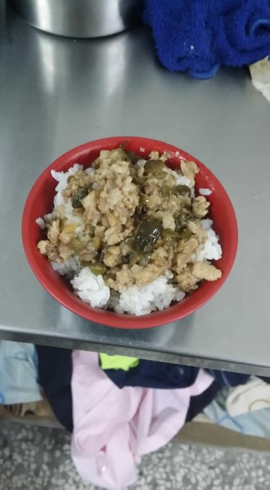 西定路藥燉排骨
