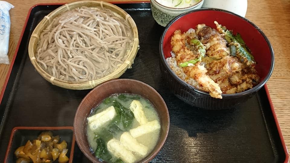 かやぶき亭 日本そば店