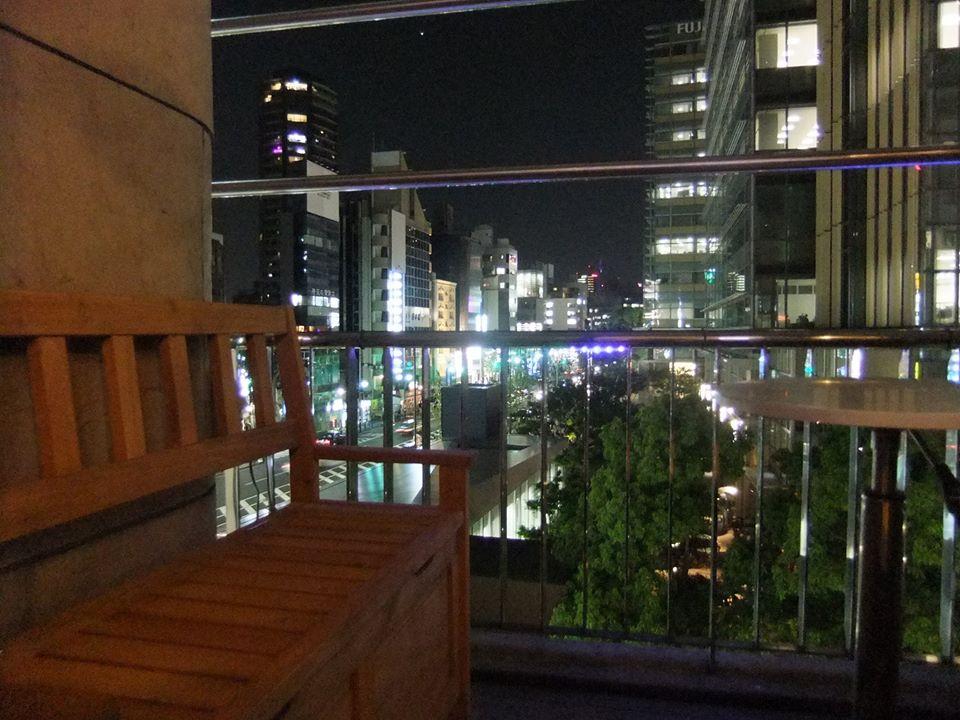 LOUNGE BAR BONOS