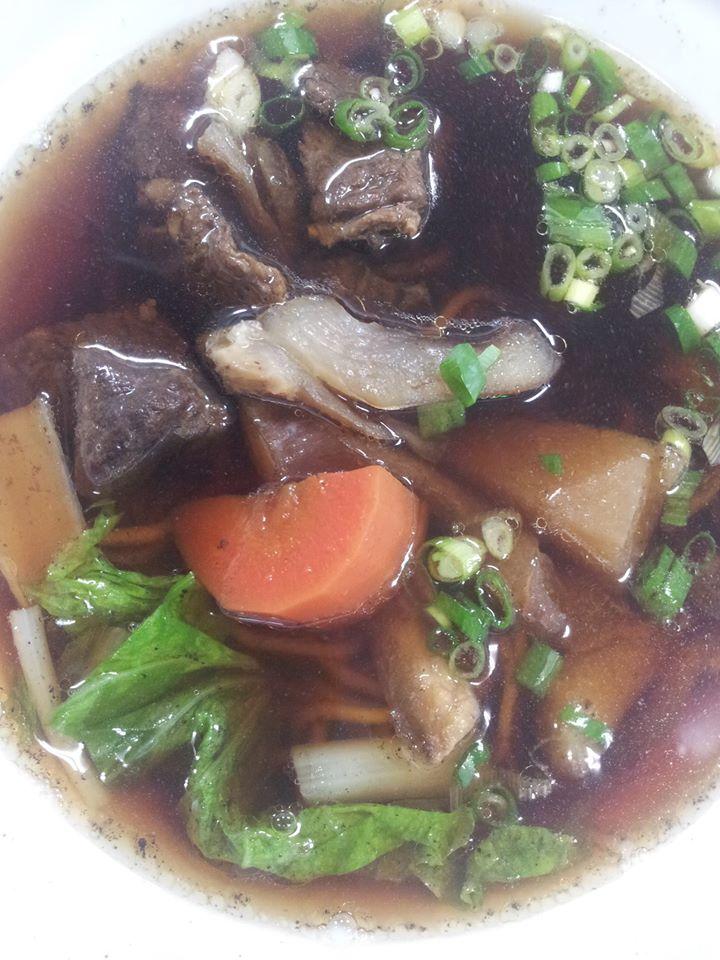 阿明牛肉麵。