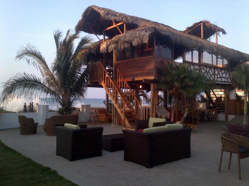 Iguana Bar Restaurant