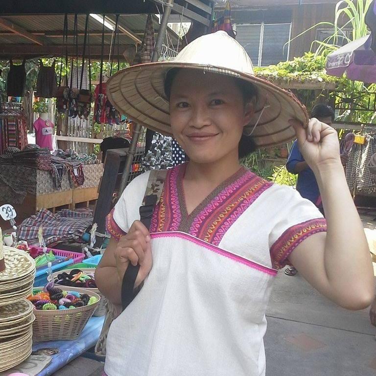 ດາວວີ ເເໜມເນືອງ ดาววี แหนมเนือง Khammouane