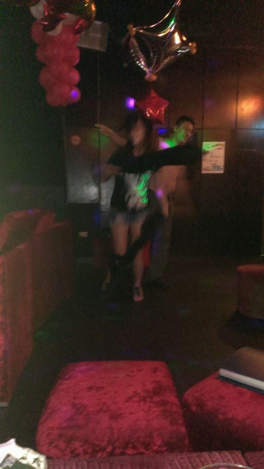 不知道沙發酒吧