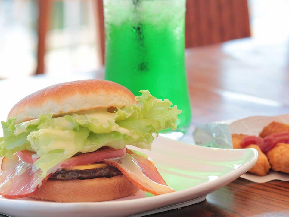 Ever Cafe　エバーカフェ 佐世保バーガー認定店　ハウステンボス内