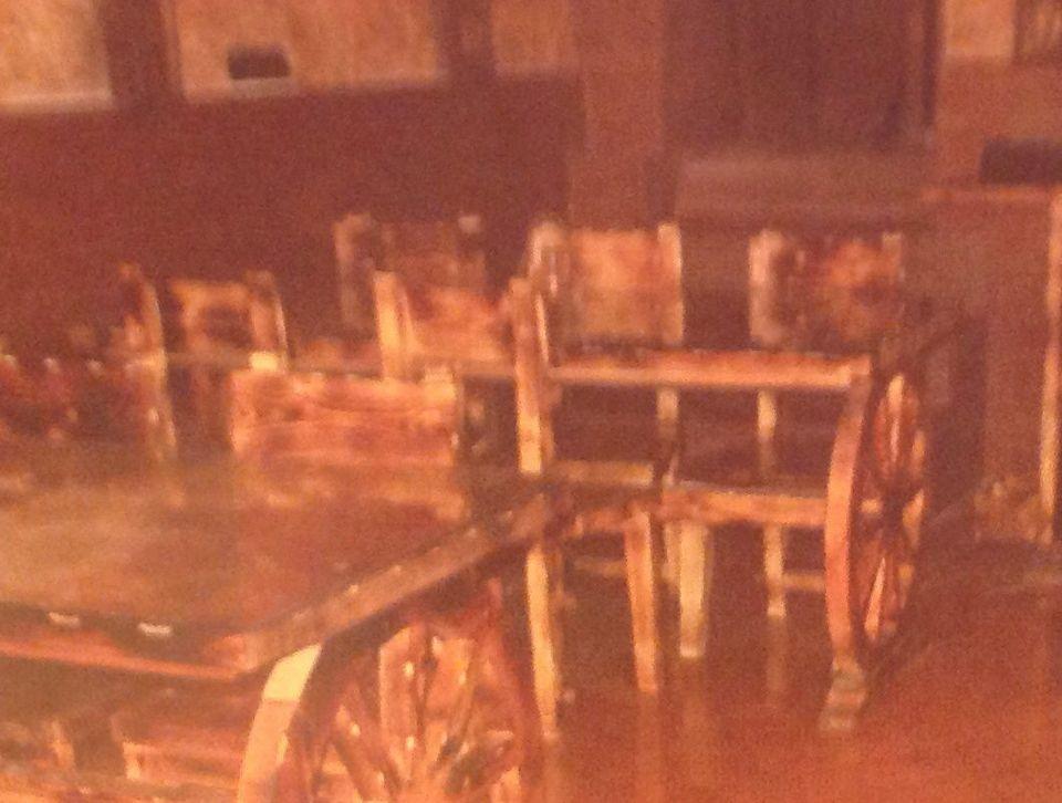 Fanoos pizza cafe كافه پيتزا فانوس