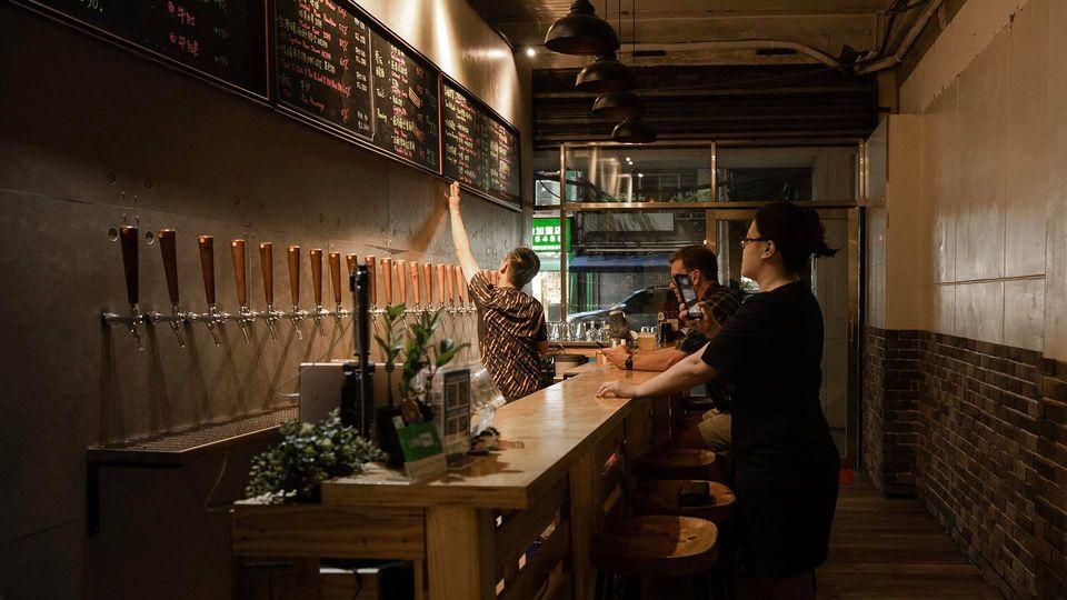 蔡氏釀酒精釀啤酒基地-臺中美村店 Tsai’s Taproom Taichung