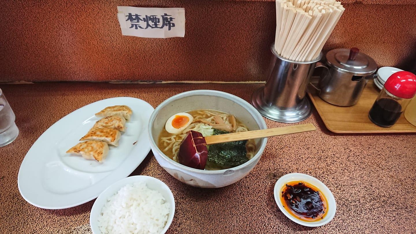 八珍餃子