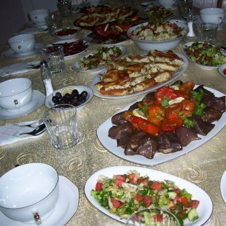 Bakıda ən elit iftar süfrəsi: 055 725 21 01 WhatsApp