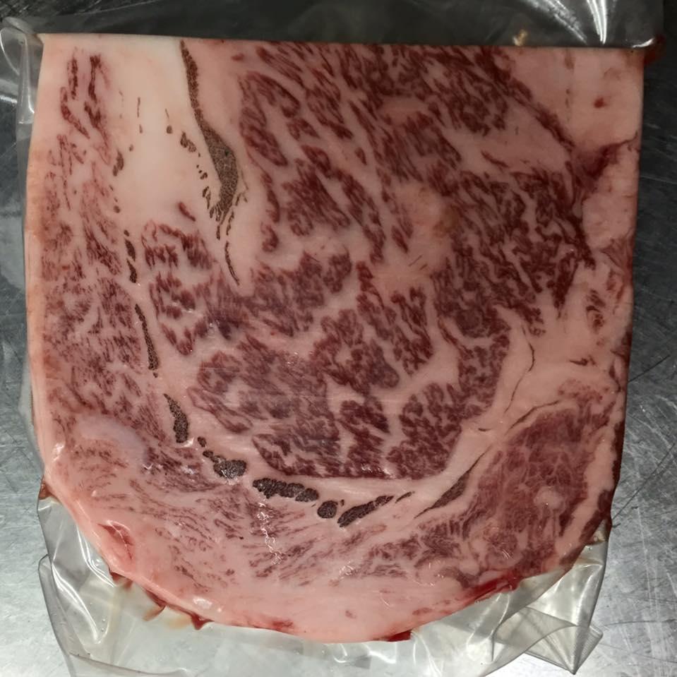 炫牛碳燒牛排館