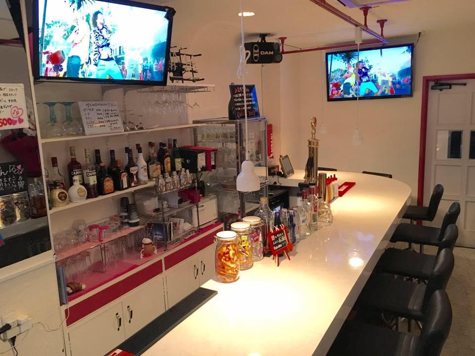 Bar 19