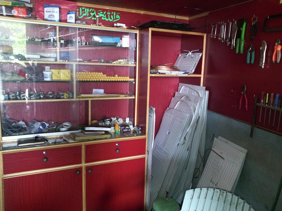 Frige and tandoor work shop