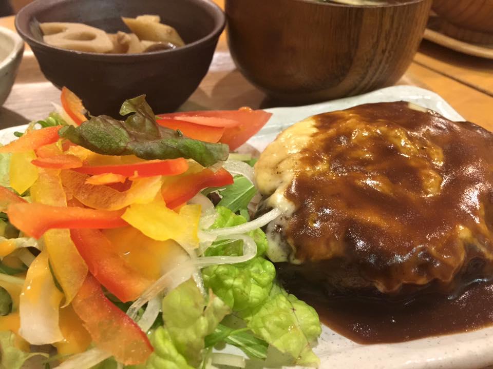 森のカフェ 真美ヶ丘Gardens