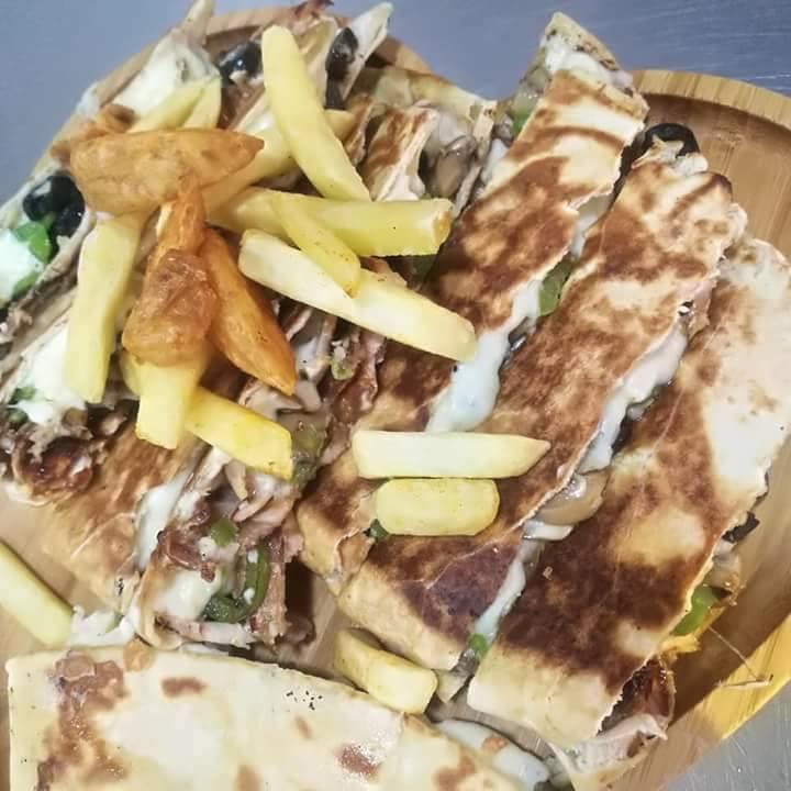 شاورما ريفال