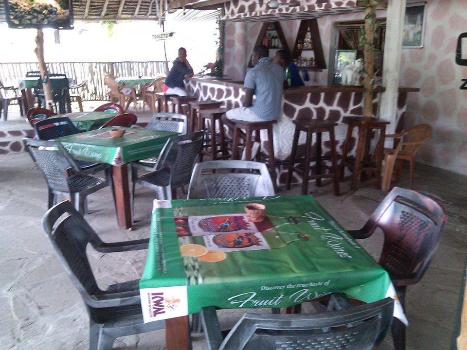 Spoco Loco Bar & Restaurant