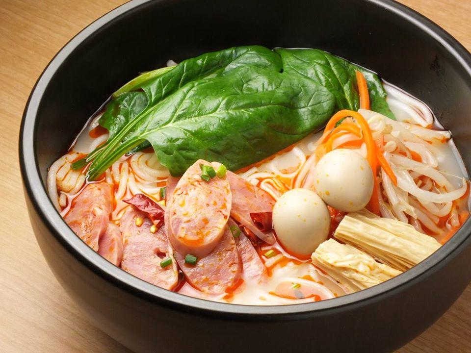 Angry Panda Rice Noodle 怒熊米線