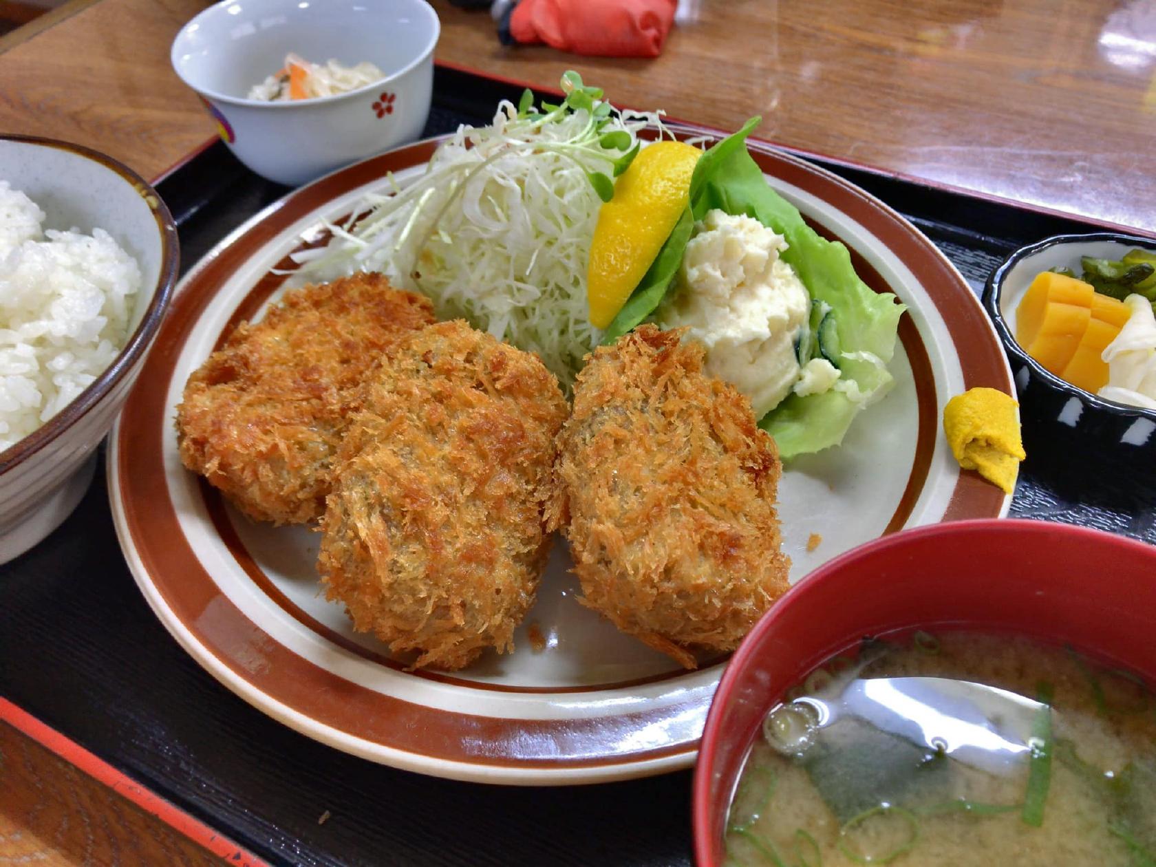 すゞや