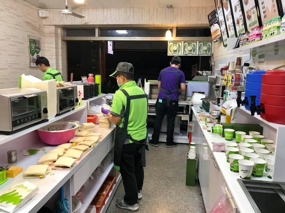 弘爺漢堡 台南崇善店