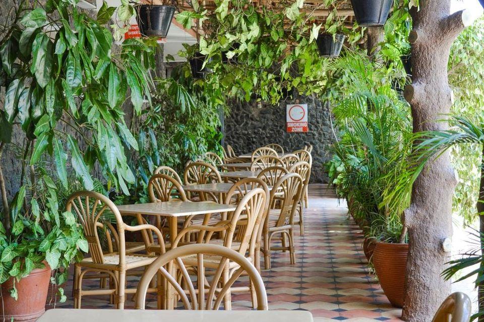 Gossip Bar and Restaurant