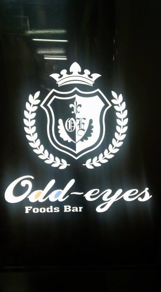オッドアイ（oddeyes）