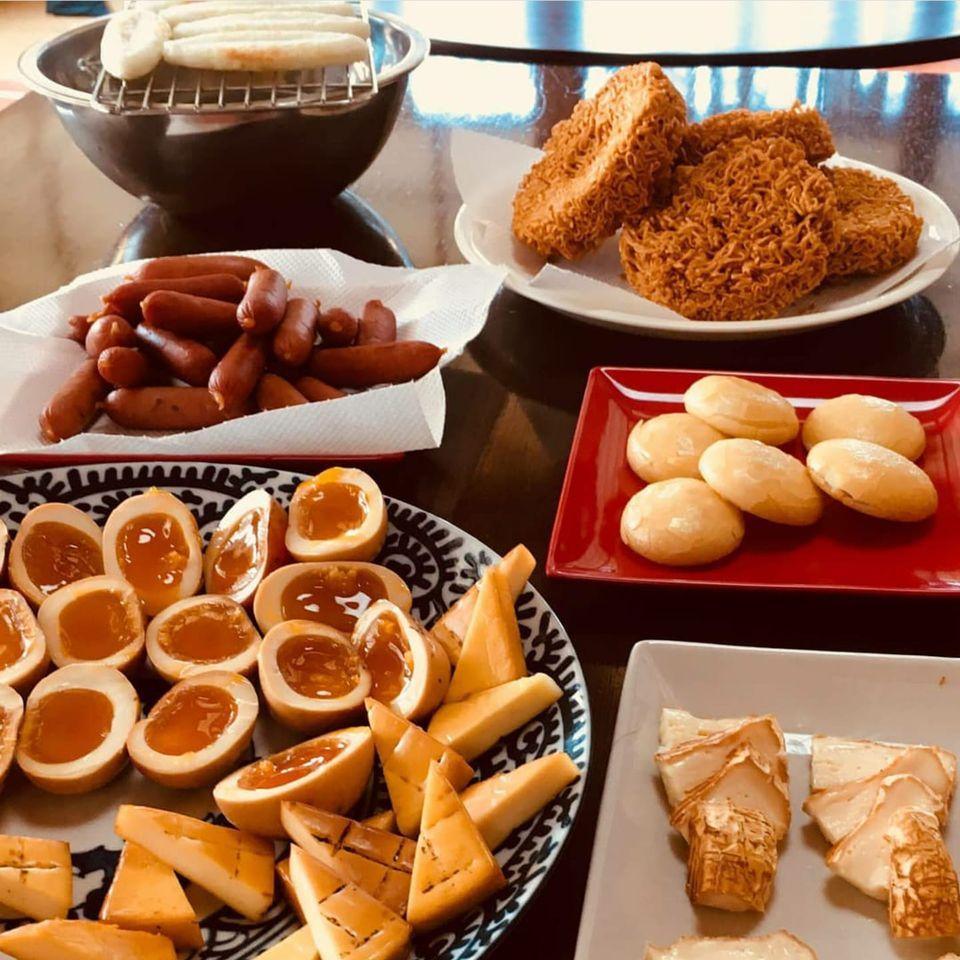 ふるcafé&酒場 友田家tomodachi