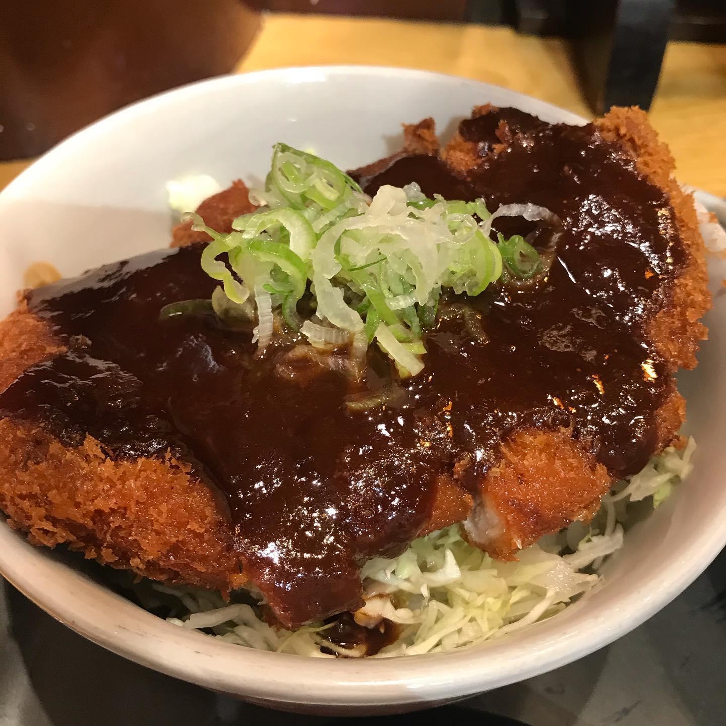 若鯱家