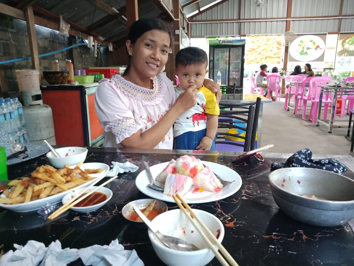 စမ္းေရ စားေသာက္ဆိုင္