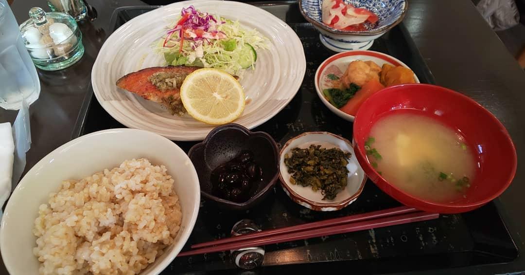 カフェ鞠屋