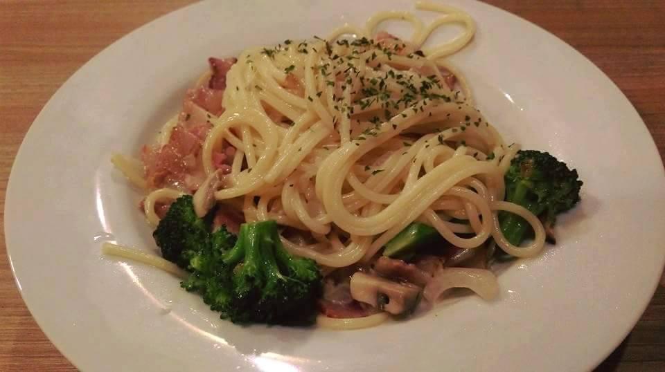 ME2 手作漢堡 義大利麵 燉飯 披薩 since2016