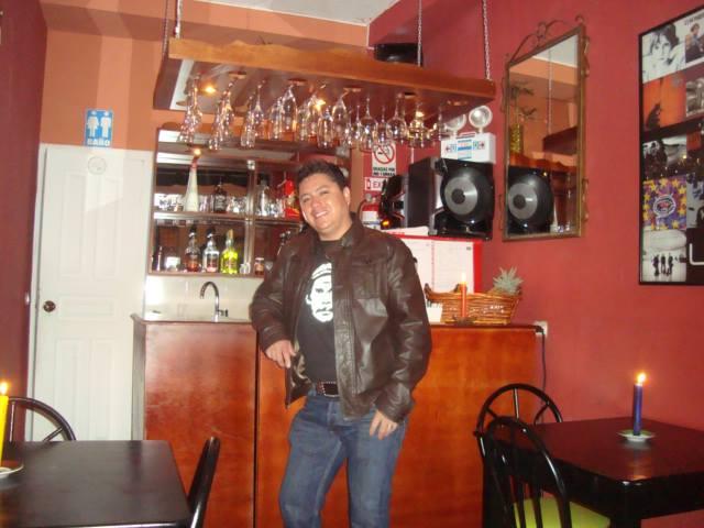 Coffee Charly's Bar