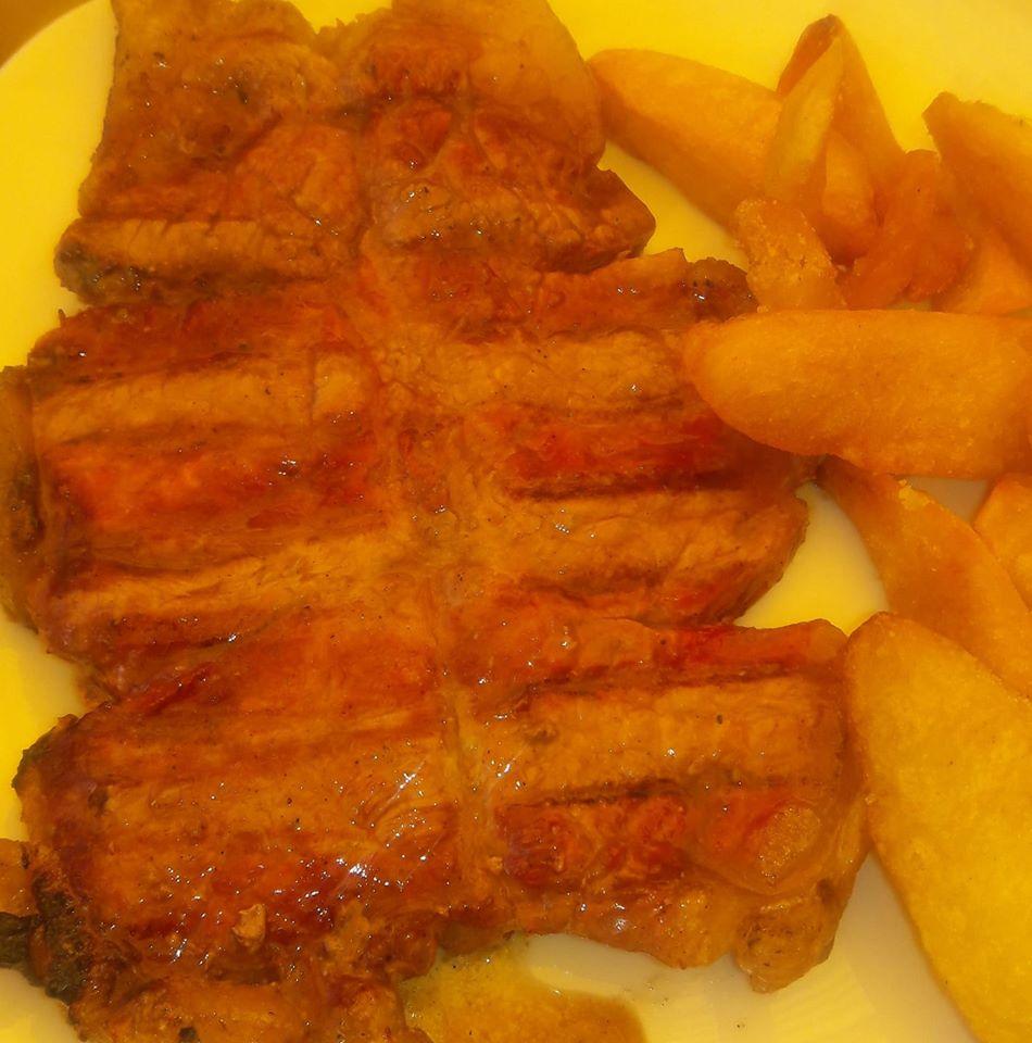 Churrasqueria y pollos a la brasa el abuelo"