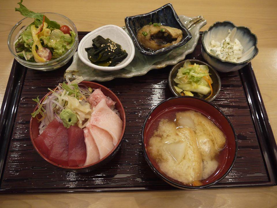 まごころ料理とお酒　花桃