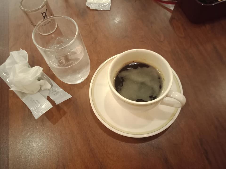 ロイヤルホスト千歳店