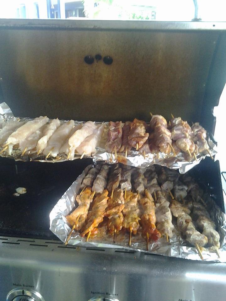 Los Polacos Pinchos Y Mariscos
