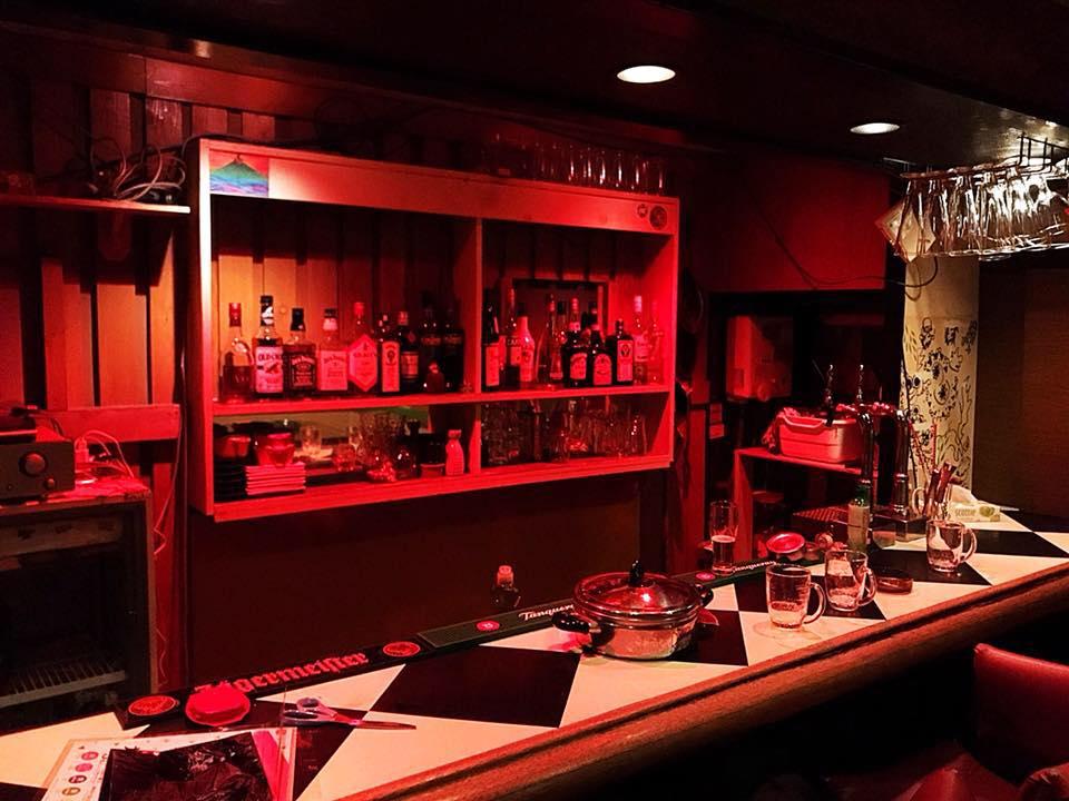裏中野酒BARたじけん-ワールド会館2f