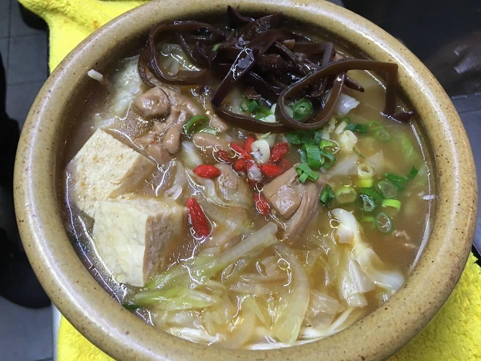甘泉魚麵新莊民安店