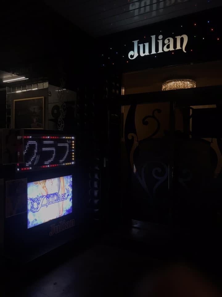 ジュリアン