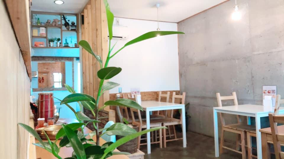 Nepal&India Tandoori kitchen Pahuna