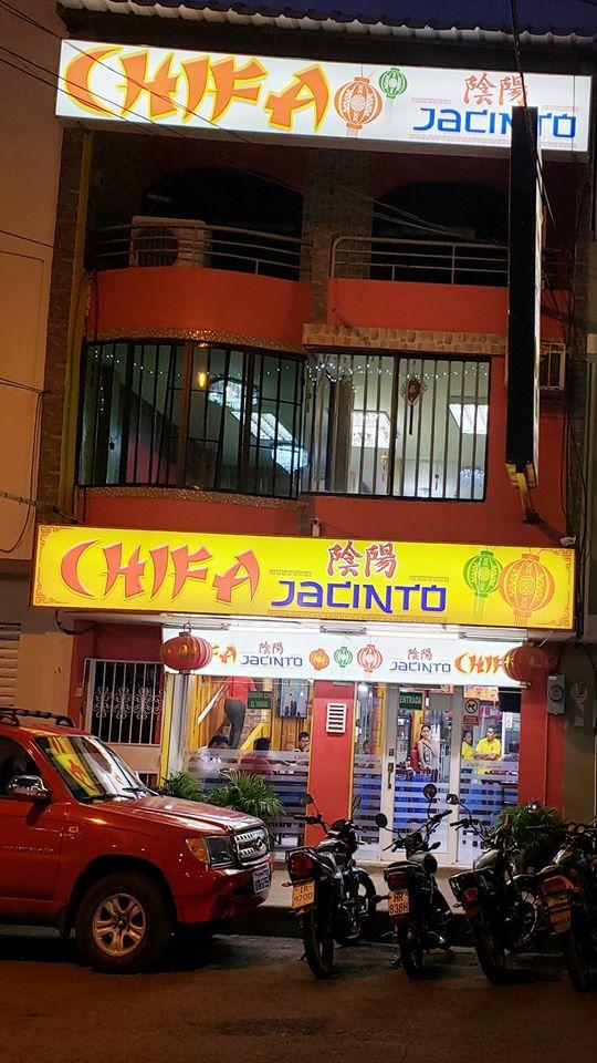 Chifa jacinto manta ciudadela la aurora frente al parque