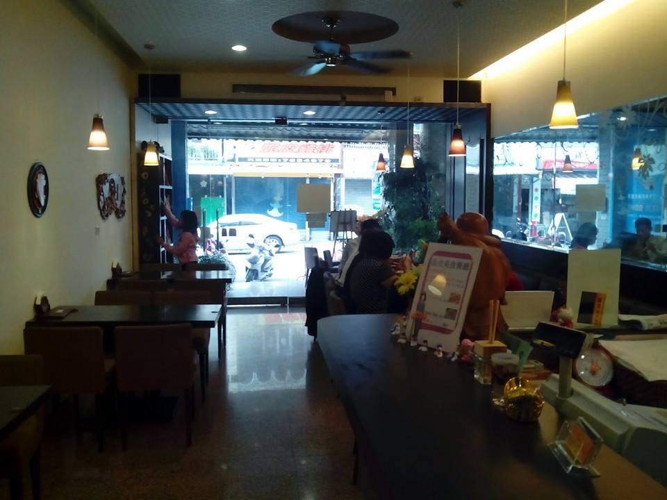 晶舍美食餐廳