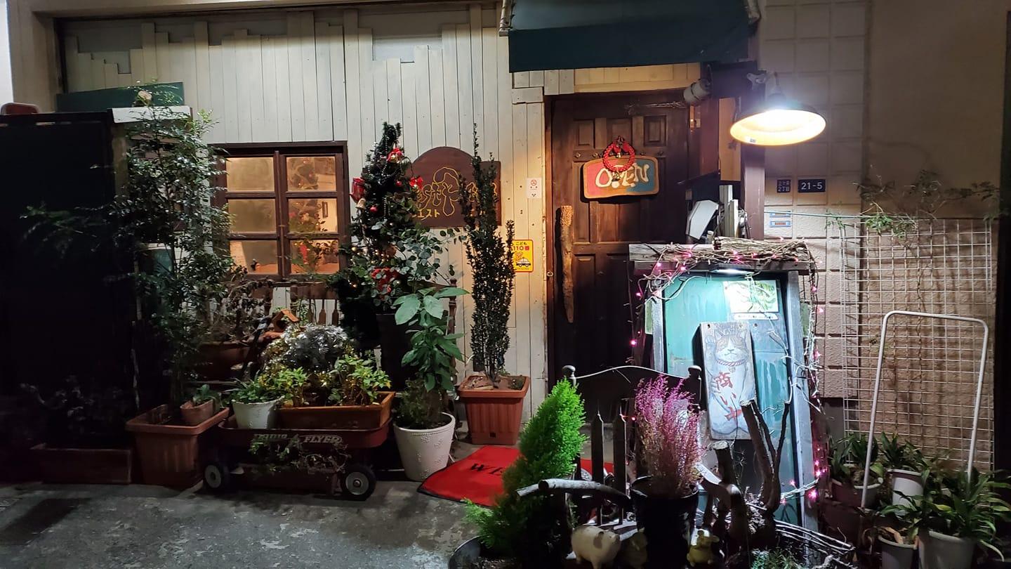 カフェ&創作居酒屋 WestPAPA