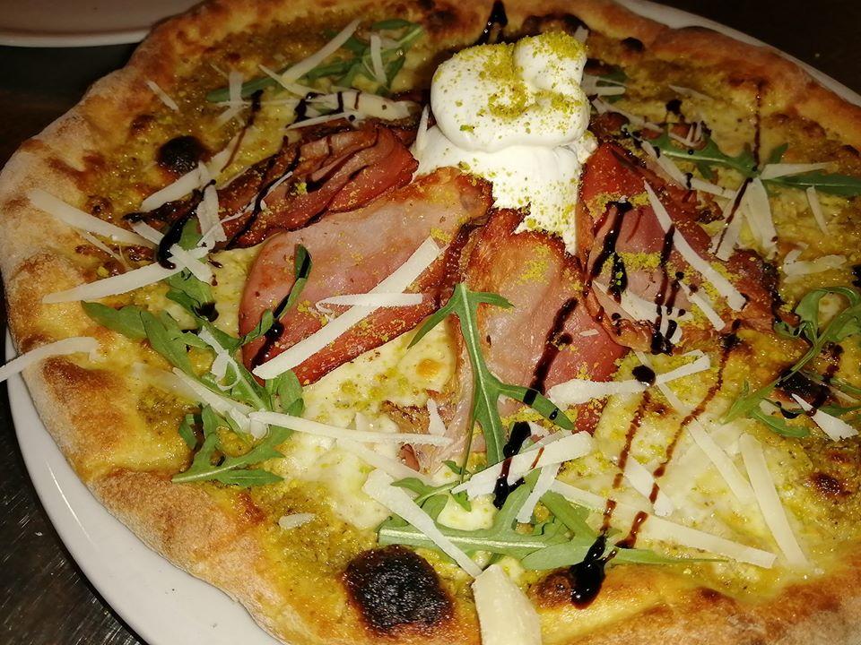 Pizzeria Sutta A Nuci