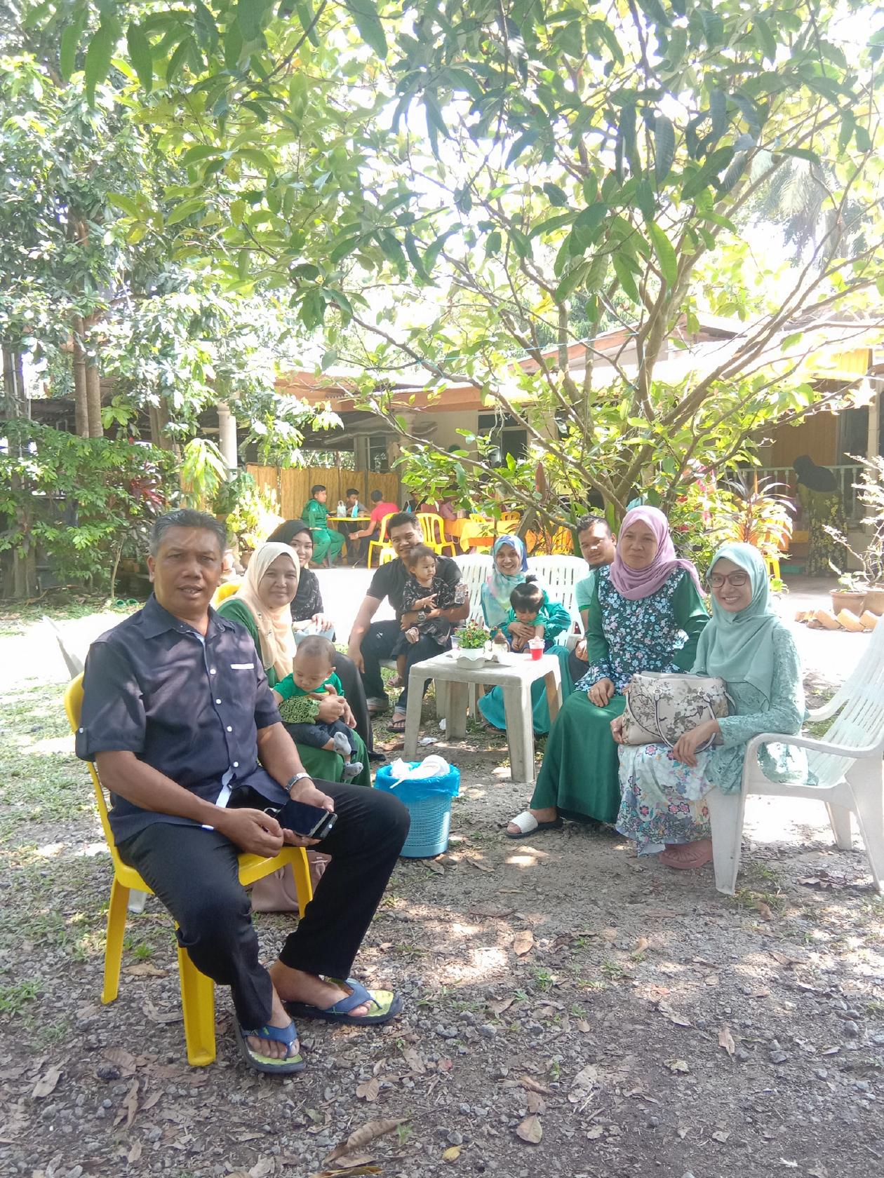 Restoran Simpang Tiga Melawi