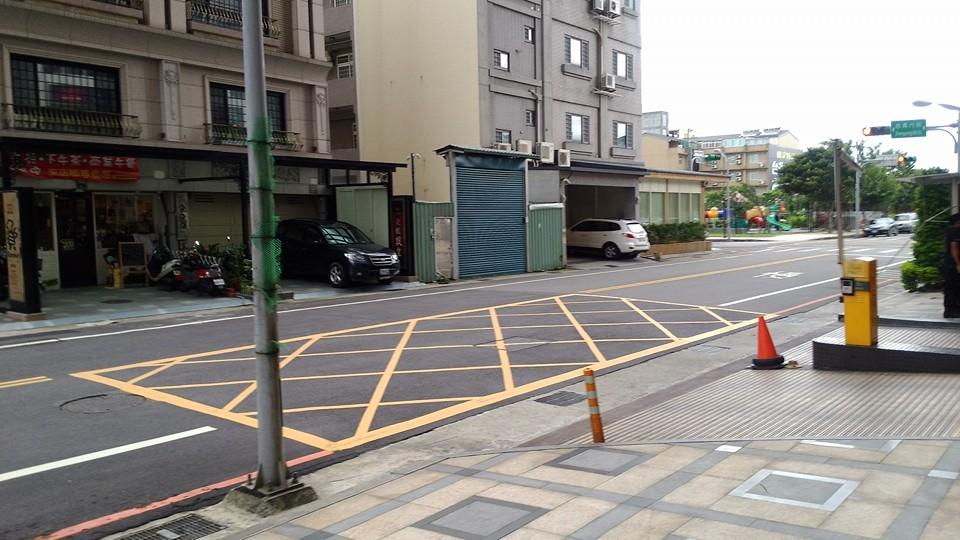 半個鍋-個人火烤兩吃鍋物-桃園八德忠勇店