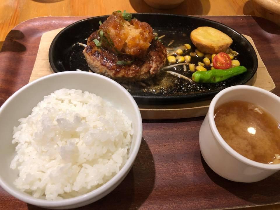 ゴールデンハンバーグ