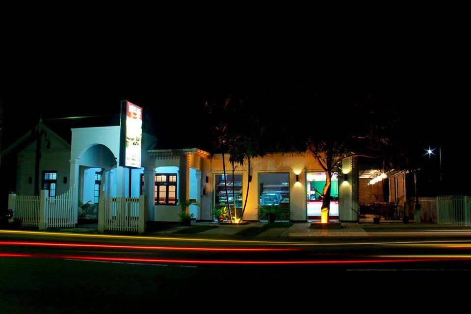 Royal Gate café & Restaurant