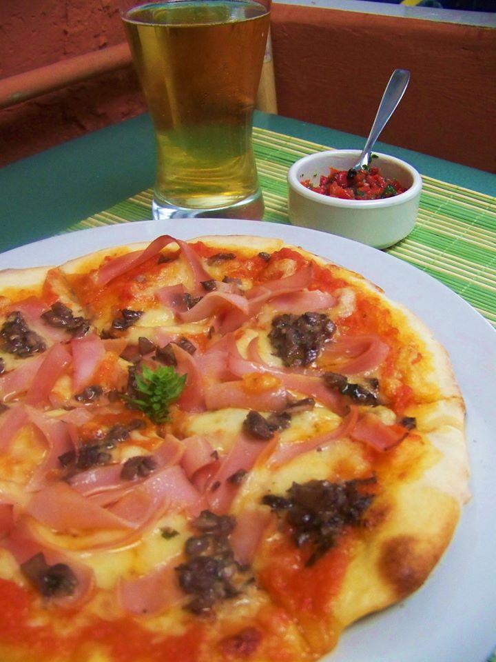 Anitas Pizzeria Mama Mia