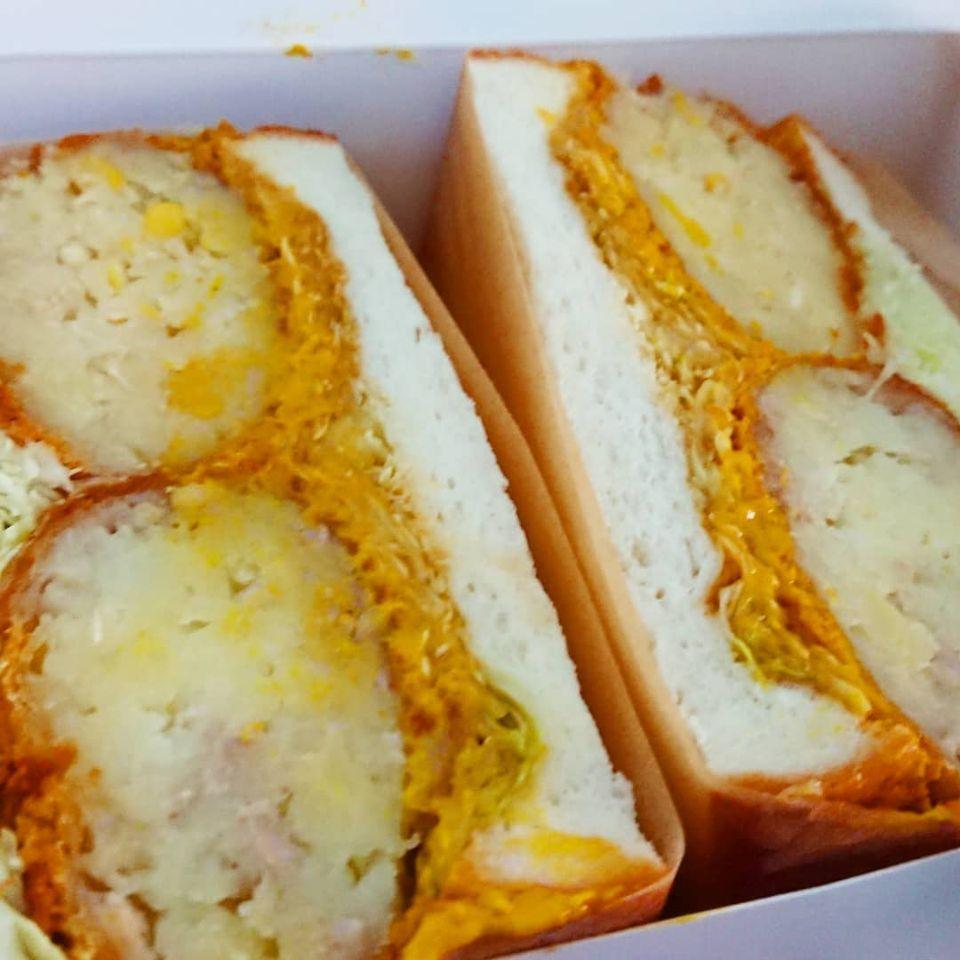 Kichitonaru kitchen 富士店（キチトナルキッチン富士店）